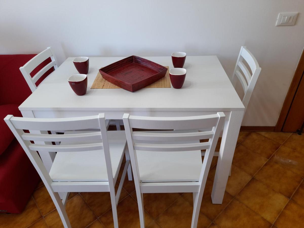 רימיני Appartamento Vista Mare Viserbella, Vicissimo Alla Fiera מראה חיצוני תמונה